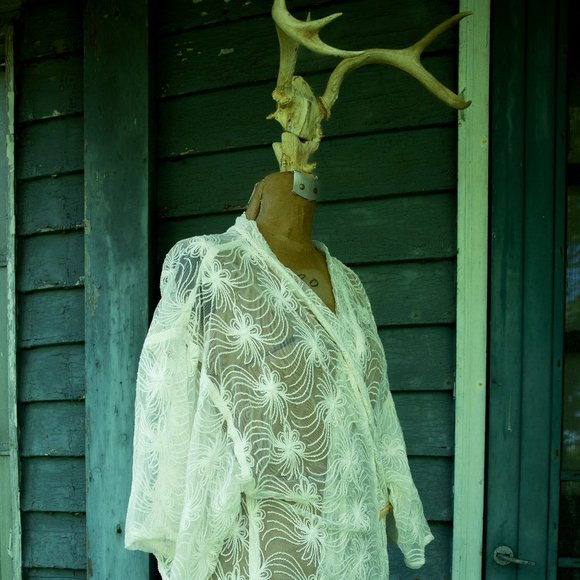Ivory Sheer Robe / Duster - Picture 5 of 5